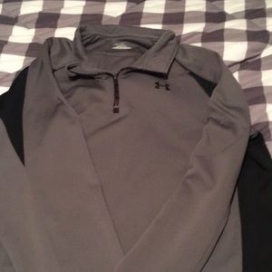 Long sleeve pullover shirt